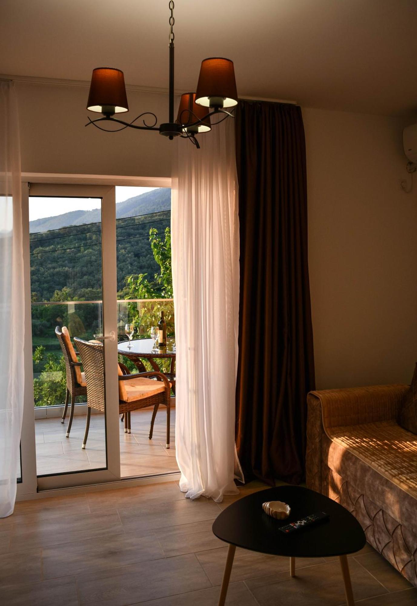 Raj Apartamento Kotor Exterior foto