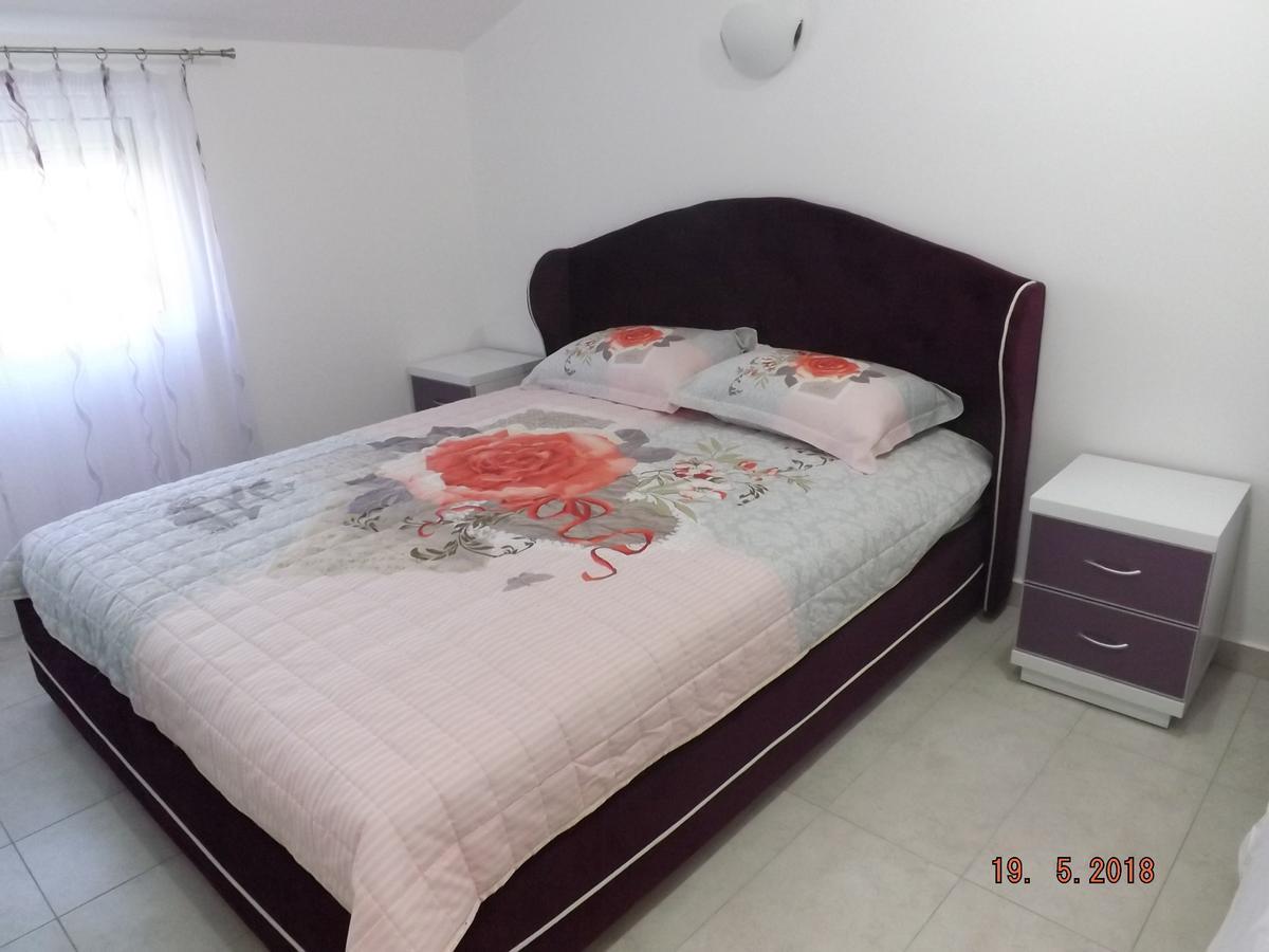 Raj Apartamento Kotor Exterior foto