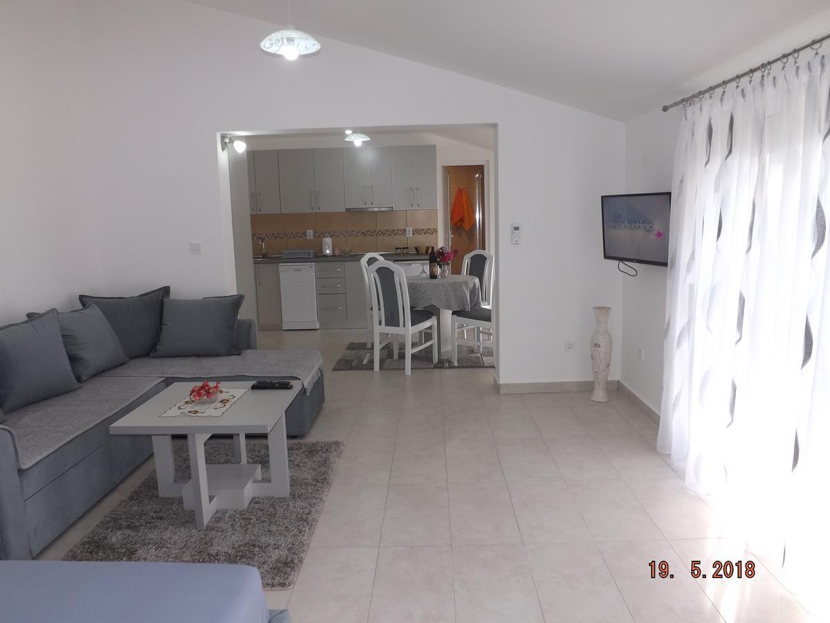 Raj Apartamento Kotor Exterior foto