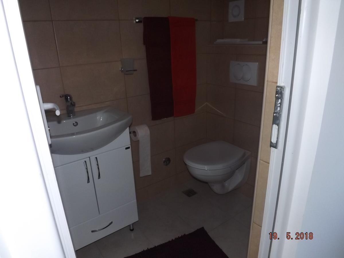 Raj Apartamento Kotor Exterior foto